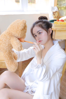 吴亚馨